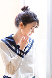 老公和闺蜜偷偷聊暧昧可以原谅吗